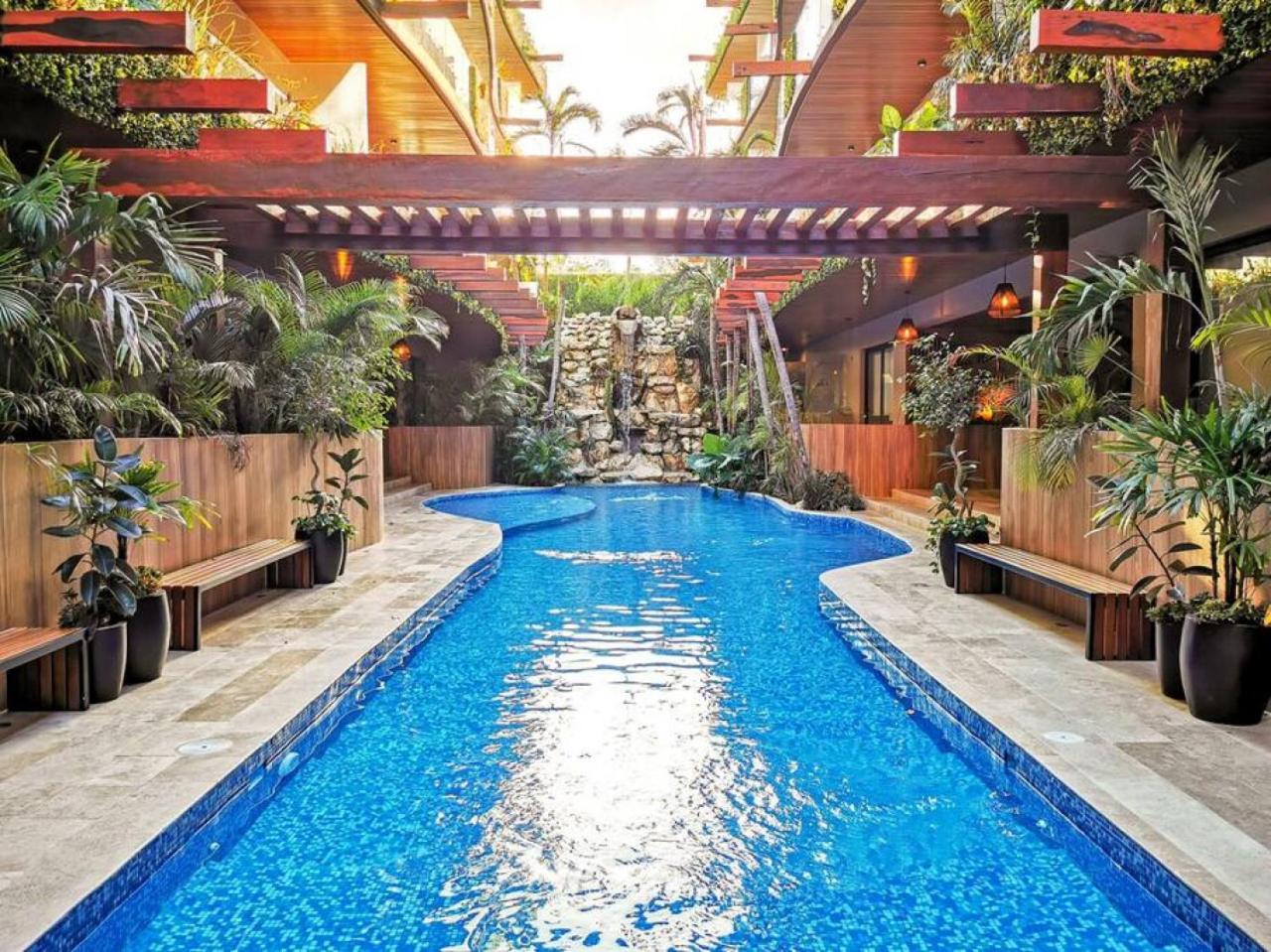 Modern Downtown With Rooftop, Pool, Gym And Parking Apartamento Tulum